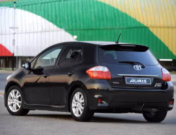 TRD Toyota Auris 5-door [South Africa] '11.2011–12