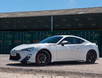 Toyota GT 86 "TRD" [UK-spec] '03.2013–08.2014