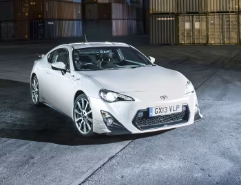 Toyota GT 86 "TRD" [UK-spec] '03.2013–08.2014