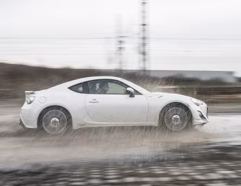 Toyota GT 86 "TRD" [UK-spec] '03.2013–08.2014