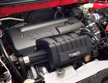 Bajo el capó Toyota Matrix TRD Supercharged Concept (E130) '11.2003