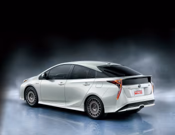 TRD Toyota Prius '2015–18