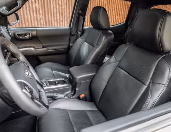 Interior 2020–23 Toyota Tacoma TRD Off-Road Double Cab [North America] '2019–23