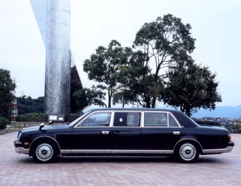 TRG Toyota Century Limousine (GZG50) '1997–2017