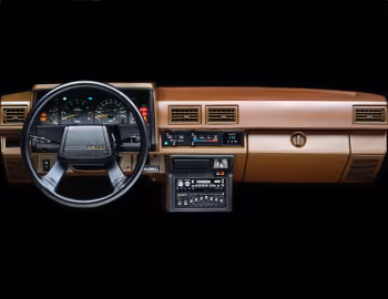 Panel frontal 1985–86 Toyota Truck Regular Cab 4WD '1984–86