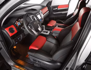 Interior Toyota Tundra "Let's Go Moto" '11.2013