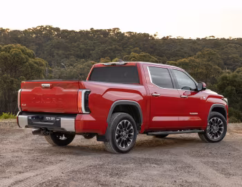 Toyota Tundra Limited CrewMax [Australia] '2024–pr.