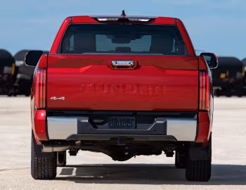 2022–pr. Toyota Tundra Limited CrewMax '2021–pr.