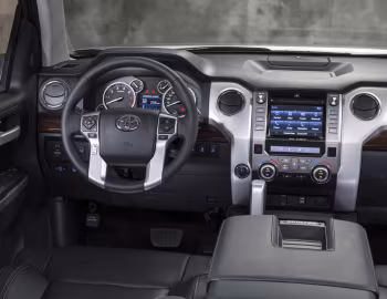 Panel frontal 2014–17 Toyota Tundra Limited CrewMax TRD Off-Road [North America] '2013–17