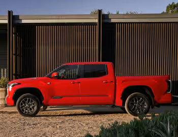 Toyota Tundra Platinum CrewMax [Australia] '2025–pr.