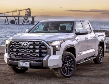 Toyota Tundra Platinum CrewMax [Australia] '2025–pr.