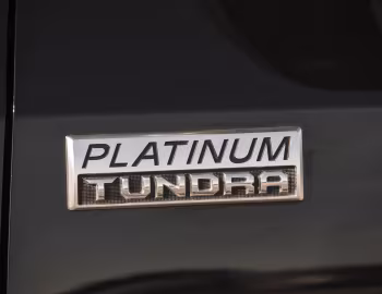 2014–17 Toyota Tundra Platinum CrewMax [North America] '2013–17