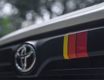 2025–pr. Toyota Tundra TRD Rally Package CrewMax '2024–pr.