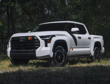 2025–pr. Toyota Tundra TRD Rally Package CrewMax '2024–pr.