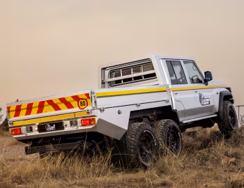Ulterio Motiv Toyota Land Cruiser 6×6 Double Cab (J79) '2024–pr.