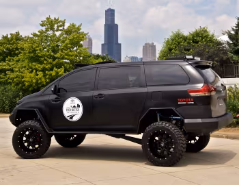 Toyota Ultimate Utility Vehicle (XL30) '11.2015