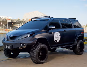 Toyota Ultimate Utility Vehicle (XL30) '11.2015