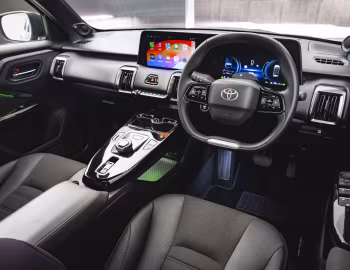 Interior Toyota Urban Cruiser [UK-spec] '2025–pr.
