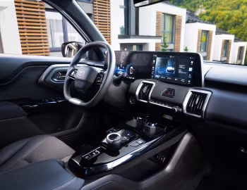 Interior Toyota Urban Cruiser [EU-spec] '2025–pr.