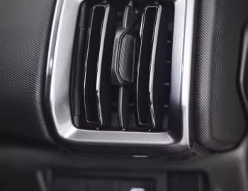 Interior Toyota Urban Cruiser [UK-spec] '2025–pr.