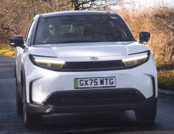 Toyota Urban Cruiser [UK-spec] '2025–pr.