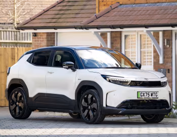 Toyota Urban Cruiser [UK-spec] '2025–pr.