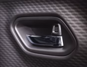 Interior Toyota Urban Cruiser [UK-spec] '2025–pr.