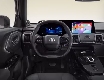 Panneau avant Toyota Urban Cruiser AWD [EU-spec] '2025–pr.