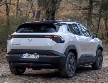 Toyota Urban Cruiser AWD [EU-spec] '2025–pr.