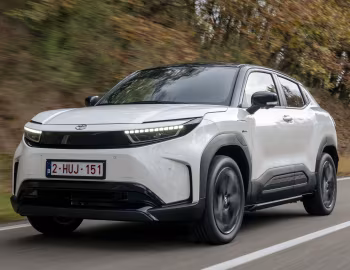 Toyota Urban Cruiser AWD [EU-spec] '2025–pr.