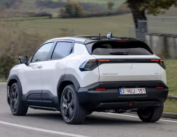 Toyota Urban Cruiser AWD [EU-spec] '2025–pr.