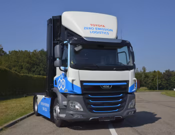 Toyota-VDL hydrogen fuel cell truck '09.2023