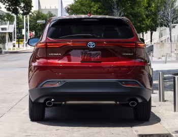 2021–24 Toyota Venza Hybrid LE [North America] '2020–24