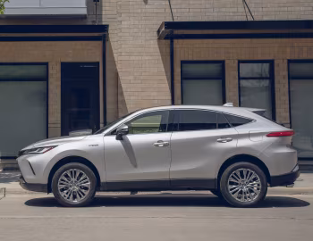 2021–24 Toyota Venza Hybrid Limited [North America] '2020–24