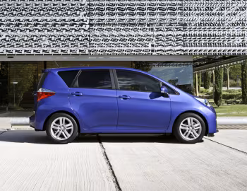 Toyota Verso-S '11.2010–05.2014