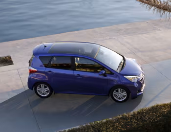 Toyota Verso-S '11.2010–05.2014