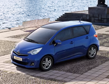 Toyota Verso-S '11.2010–05.2014