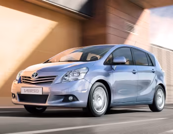 Toyota Verso [Worldwide] '2009–12
