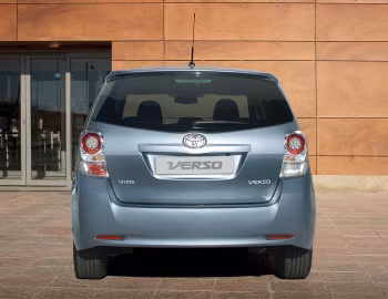 Toyota Verso [Worldwide] '2009–12