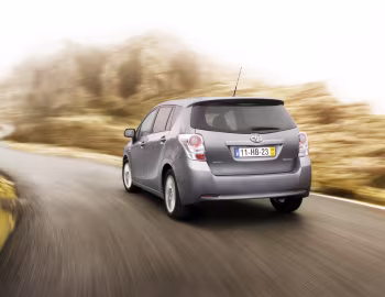 Toyota Verso [Worldwide] '2009–12
