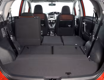 Interior Toyota Verso [South Africa] '2009–13