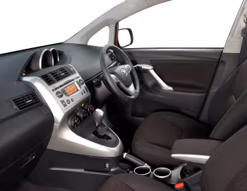 Interior Toyota Verso [South Africa] '2009–13