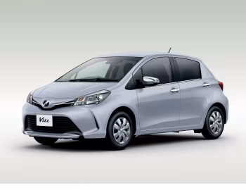 Toyota Vitz Jewela '2014–01.2017