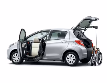 Toyota Vitz '2014–01.2017