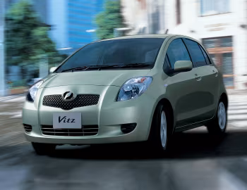 Toyota Vitz 1.0F '12.2005–07.2007