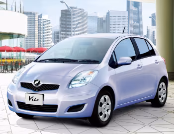 Toyota Vitz 1.3U '08.2007–08.2008