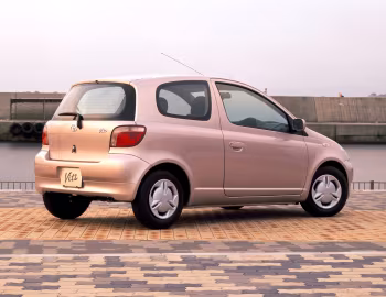 Toyota Vitz 3-door '01.1999–12.2001