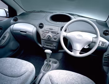 Panel frontal Toyota Vitz 5-door '01.1999–12.2001