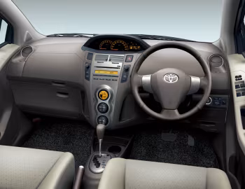 Panel frontal Toyota Vitz I'LL '08.2007–08.2008