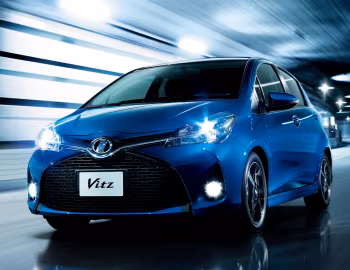 Toyota Vitz RS '2014–01.2017